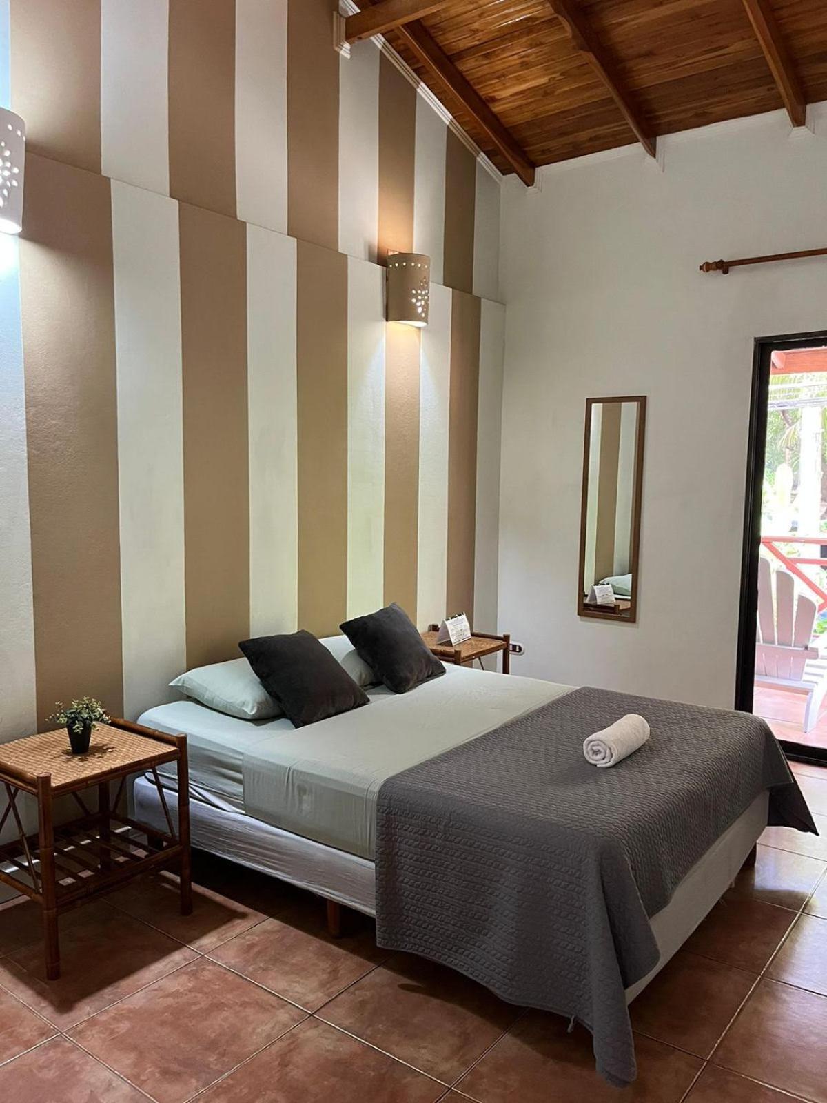 Hotel Point Break Santa Teresa à Playa Santa Teresa  Extérieur photo